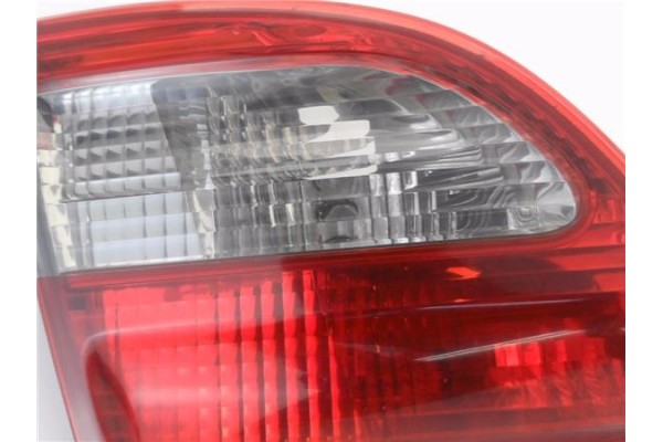 Recambio de piloto porton trasero izquierdo para mercedes-benz clase e (bm 211) berlina 3.0 e 280 cdi (211.020) referencia OEM I