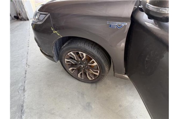 Recambio de pase rueda delantero izquierdo para mitsubishi outlander (gf0/gg0) 2.0 phev kaiteki 4wd (gg2w) referencia OEM IAM 53