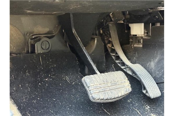 Recambio de pedal acelerador para mitsubishi outlander (gf0/gg0) 2.0 phev kaiteki 4wd (gg2w) referencia OEM IAM 1600A116  
