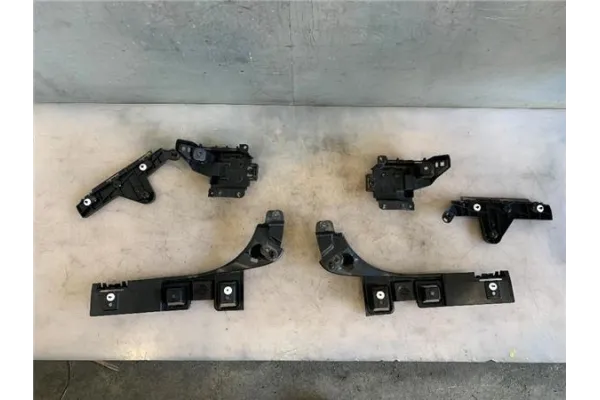Recambio de soporte derecho paragolpes trasero para ford explorer (ctw) híbrido st-line plug-in-hybrid 4x4 referencia OEM IAM R2