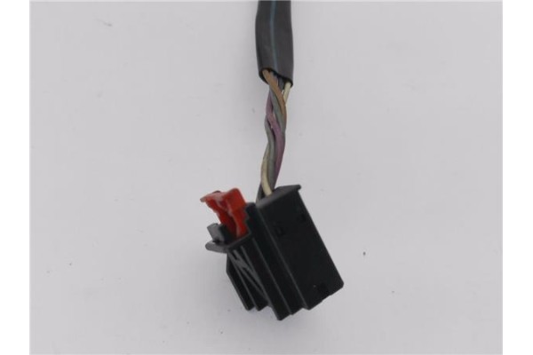 Recambio de retrovisor electrico derecho para volkswagen touran (1t1) 2.0 tdi referencia OEM IAM E1010744  