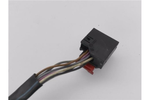 Recambio de retrovisor electrico izquierdo para volkswagen touran (1t1) 2.0 tdi referencia OEM IAM E1010744  