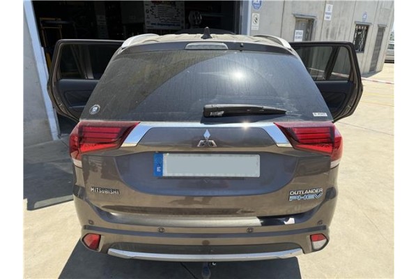 Recambio de porton trasero para mitsubishi outlander (gf0/gg0) 2.0 phev kaiteki 4wd (gg2w) referencia OEM IAM 5801B881  