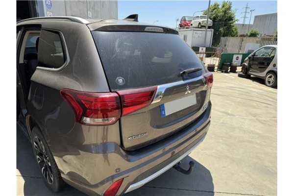 Recambio de porton trasero para mitsubishi outlander (gf0/gg0) 2.0 phev kaiteki 4wd (gg2w) referencia OEM IAM 5801B881  