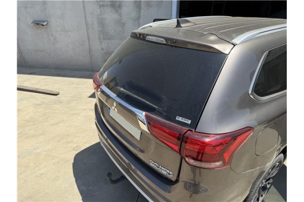 Recambio de porton trasero para mitsubishi outlander (gf0/gg0) 2.0 phev kaiteki 4wd (gg2w) referencia OEM IAM 5801B881  