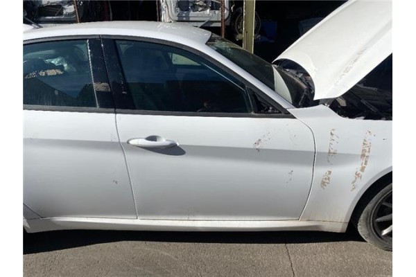 Recambio de puerta delantero derecha para alfa romeo giulia (952) 2.2 super referencia OEM IAM 0050549818 Recambio de puerta delantero derecha para alfa romeo giulia (952) 2.2 super referencia OEM IAM 0050549818