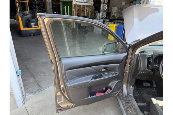 Recambio de puerta delantero izquierda para mitsubishi outlander (gf0/gg0) 2.0 phev kaiteki 4wd (gg2w) referencia OEM IAM 5700B8