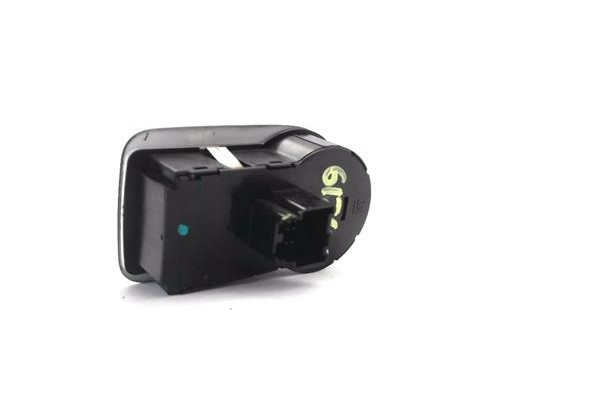Recambio de conmutador luces para opel corsa d 1.2 referencia OEM IAM 13310331  