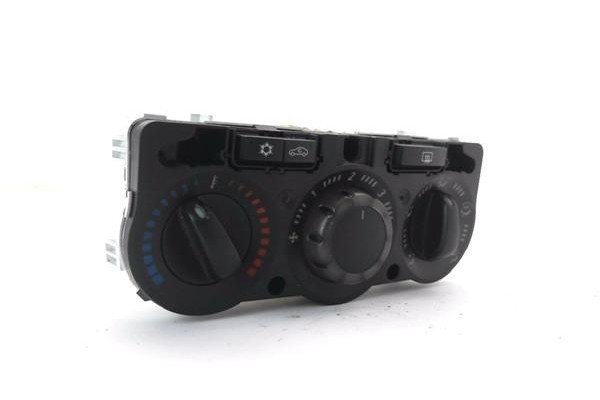 Recambio de mandos calefaccion / a.a. para opel corsa d 1.2 referencia OEM IAM 13239869  