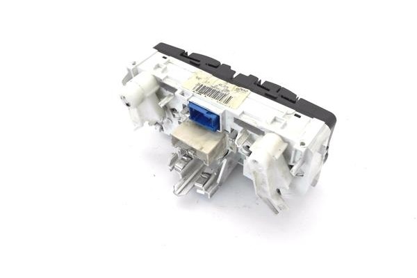 Recambio de mandos calefaccion / a.a. para opel corsa d 1.2 referencia OEM IAM 13239869  