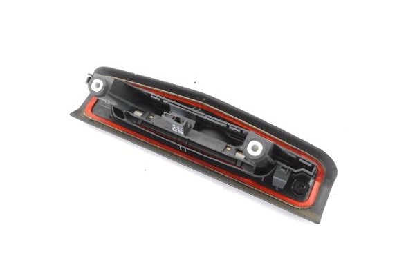 Recambio de luz central de freno para opel corsa d 1.2 referencia OEM IAM 13188045  