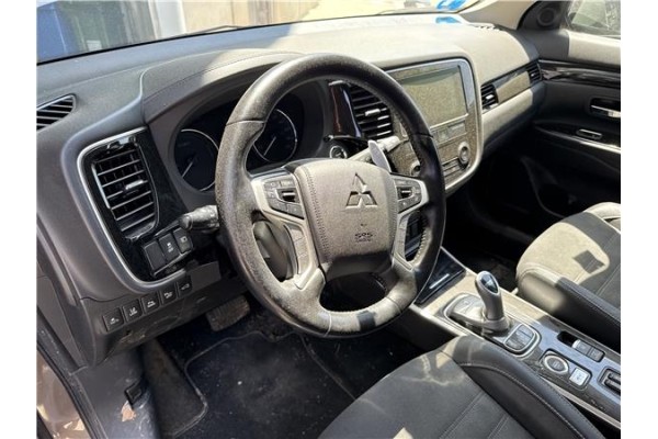 Recambio de volante para mitsubishi outlander (gf0/gg0) 2.0 phev kaiteki 4wd (gg2w) referencia OEM IAM 4400A967XB  