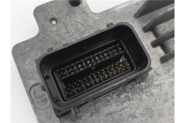 Recambio de centralita para opel corsa d 1.2 referencia OEM IAM 55590540  
