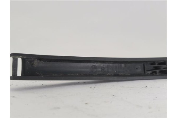 Recambio de brazo limpiaparabrisas trasero para volkswagen touran (1t1) 2.0 tdi referencia OEM IAM 1T0955707  