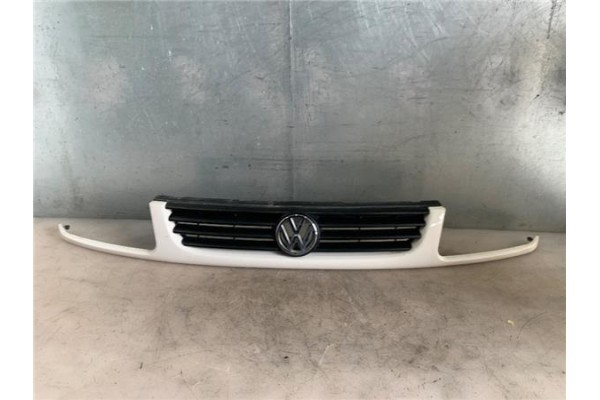 Recambio de rejilla paragolpes delantero para volkswagen polo iii (6n1) 60 1.4 referencia OEM IAM 6N0853661C  