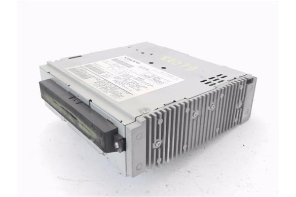 Recambio de autoradio para volvo c30 1.6 d referencia OEM IAM 31260527 1CD17A 