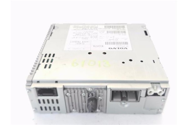 Recambio de autoradio para volvo c30 1.6 d referencia OEM IAM 31260527 1CD17A 