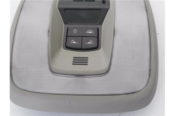 Recambio de luz delantero central techo para volvo c30 1.6 d referencia OEM IAM 39861054  