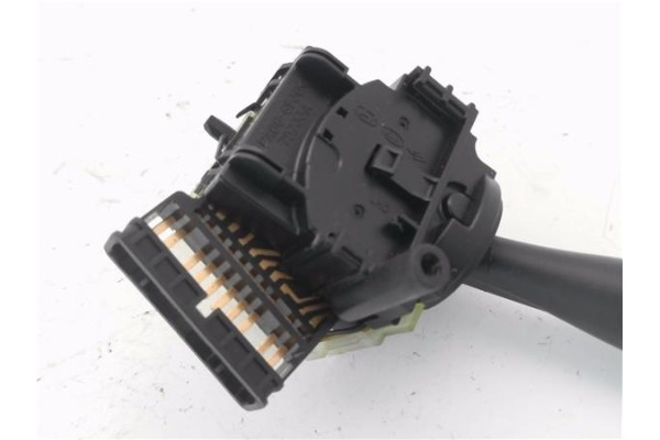 Recambio de mando limpiaparabrisas para kia rio (jb) 1.4 16v referencia OEM IAM 75733A  
