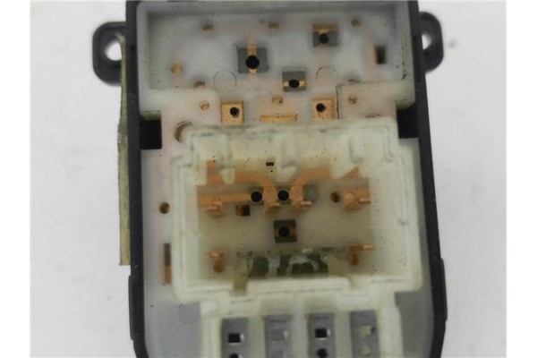 Recambio de mando retrovisor electrico para kia rio (jb) 1.4 16v referencia OEM IAM 202005084  