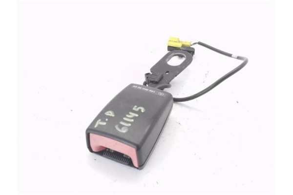 Recambio de anclaje cinturon trasero derecho para mercedes-benz clase a (bm 169) 1.5 a 150 (169.031) referencia OEM IAM 16986030
