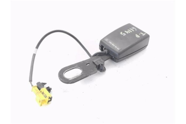 Recambio de anclaje cinturon trasero derecho para mercedes-benz clase a (bm 169) 1.5 a 150 (169.031) referencia OEM IAM 16986030