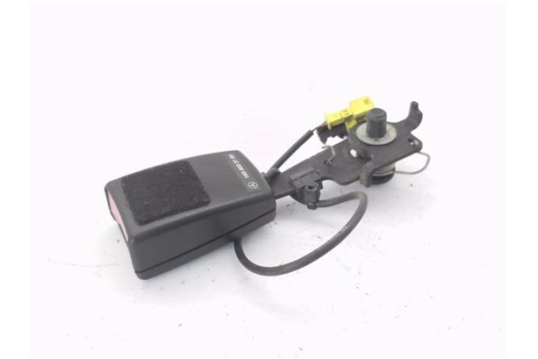 Recambio de anclaje cinturon trasero izquierdo para mercedes-benz clase a (bm 169) 1.5 a 150 (169.031) referencia OEM IAM 169860