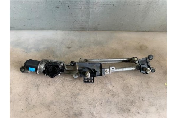 Recambio de motor limpiaparabrisas delantero para mazda 2 berlina (de) 1.4 crtd active (5-ptas.) (50kw) referencia OEM IAM DF71-
