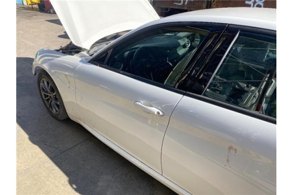 Recambio de puerta delantero izquierda para alfa romeo giulia (952) 2.2 super referencia OEM IAM 0050549822  