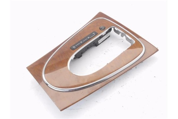 Recambio de embellecedor palanca cambio para mercedes-benz clase e (bm 211) berlina 3.0 e 280 cdi (211.020) referencia OEM IAM A