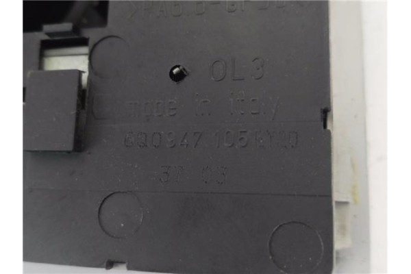 Recambio de luz delantero central techo para seat altea (5p1) 2.0 tdi 16v referencia OEM IAM 6Q0947105  