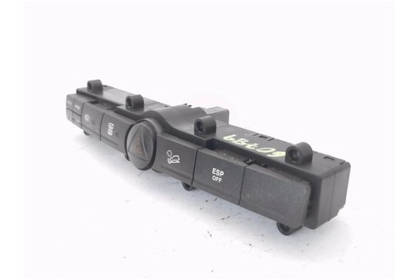 Recambio de interruptor luces emergencia para ssangyong rexton 2.7 270 xdi limited referencia OEM IAM 8520008B10  