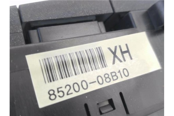 Recambio de interruptor luces emergencia para ssangyong rexton 2.7 270 xdi limited referencia OEM IAM 8520008B10  