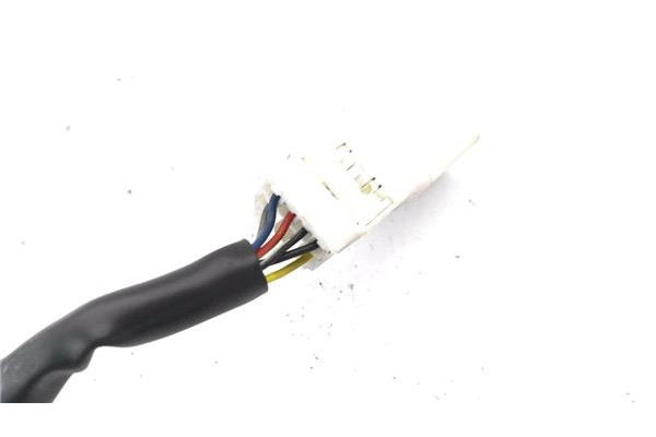 Recambio de mando regulacion altura asiento delantero izquierdo para ssangyong rexton 2.7 270 xdi limited referencia OEM IAM 854