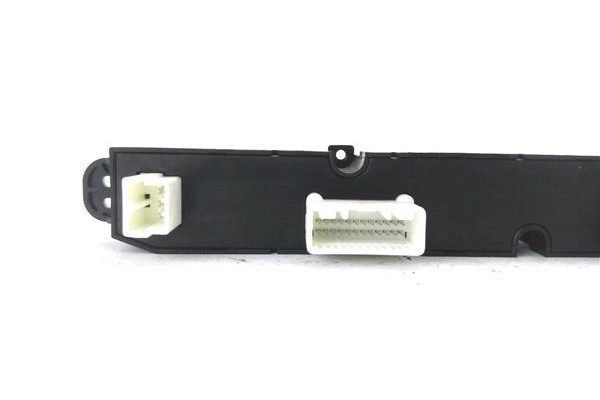 Recambio de interruptor luces emergencia para kia ceed sportswagon (ed) 2.0 emotion referencia OEM IAM 937001H000 202006302 