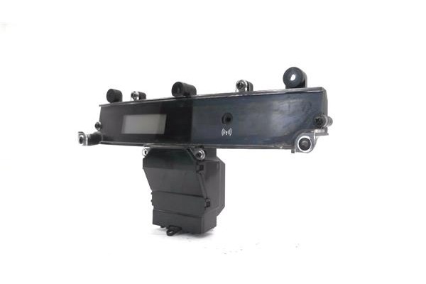 Recambio de display para ssangyong rexton 2.7 270 xdi limited referencia OEM IAM 8570008B40  