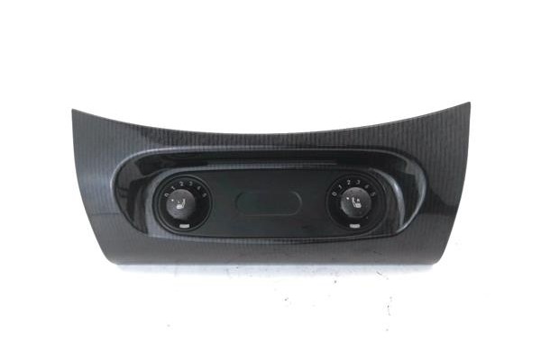 Recambio de mandos climatizador para ssangyong rexton 2.7 270 xdi limited referencia OEM IAM 7653008B01  