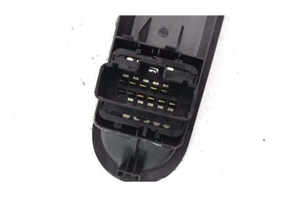 Recambio de mando elevalunas delantero izquierdo para renault megane ii (bm0/1_, cm0/1_) 1.5 dci (bm0f, cm0f) referencia OEM IAM