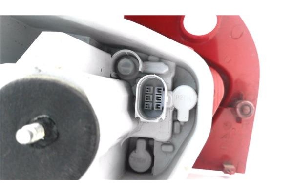Recambio de piloto trasero derecho para seat ibiza berlina (6j5) 1.4 reference referencia OEM IAM 6J4945096C 6J4945112B 
