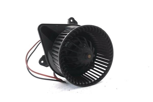 Recambio de motor calefaccion para opel vivaro 2.0 cdti referencia OEM IAM F964173T  