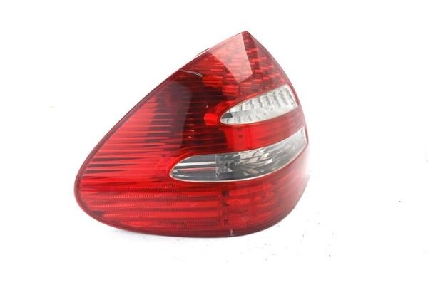 Recambio de piloto trasero izquierdo para mercedes-benz clase e (bm 211) berlina 3.2 e 320 cdi (211.026) referencia OEM IAM A211