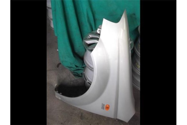 Recambio de aleta delantero izquierda para daewoo kalos (2002) 1.2 se [1,2 ltr. - 53 kw cat] referencia OEM IAM   