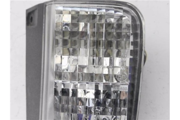 Recambio de piloto marcha atras para opel vivaro 2.0 cdti referencia OEM IAM 19A661R  