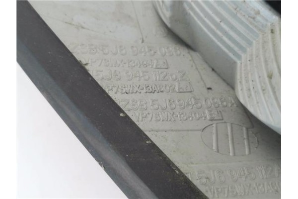 Recambio de piloto trasero derecho para skoda fabia (5j2) 1.4 tdi referencia OEM IAM 5J6945112Z  