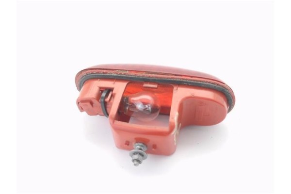 Recambio de luz central de freno para opel vivaro 2.0 cdti referencia OEM IAM 8200209522A  