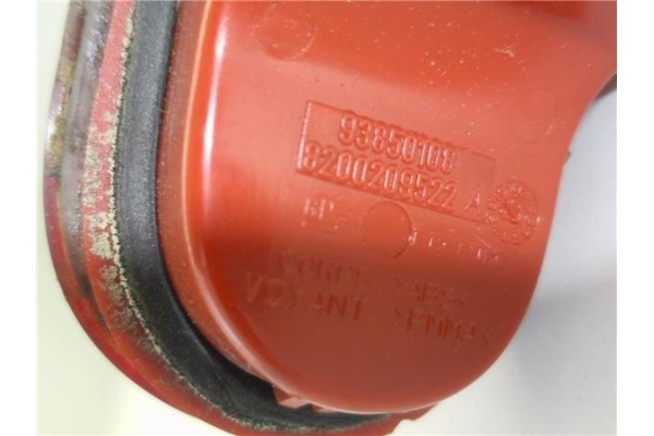 Recambio de luz central de freno para opel vivaro 2.0 cdti referencia OEM IAM 8200209522A  