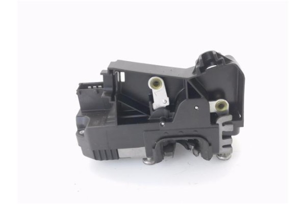 Recambio de cerradura puerta corredera izquierda para opel vivaro 2.0 cdti referencia OEM IAM 8200282303 93851809 