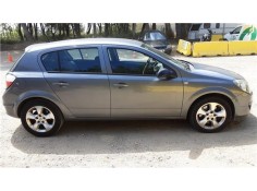 opel astra h berlina del año 2005