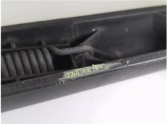 Recambio de brazo limpiaparabrisas trasero para opel vivaro 2.0 cdti referencia OEM IAM 7700308803  