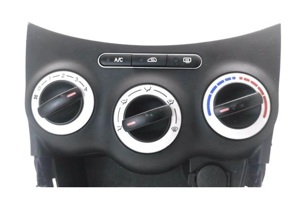 Recambio de mandos calefaccion / a.a. para hyundai i10 (pa) 1.2 classic referencia OEM IAM 972500X0304X UO54074813 